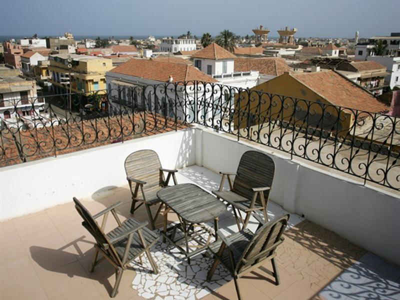 Hotel De La Poste Saint-Louis Exterior photo